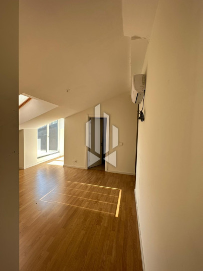 Стильный 2+1 дуплекс-лофт в Şişli 18