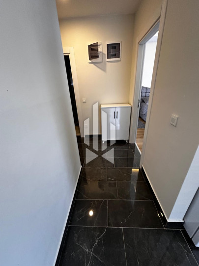 1+1 apartment for rent in a premium class complex, Mahmutlar 4