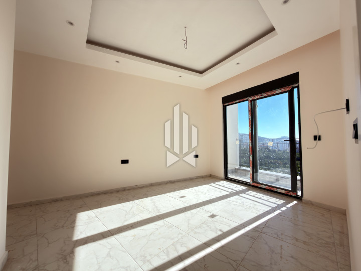 Modern 2+1 apartment in a new residential complex, Mahmutlar district 17