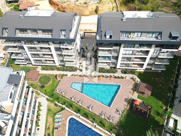 Новая квартира 1+1 в современном жилом комплексе, район Оба 1