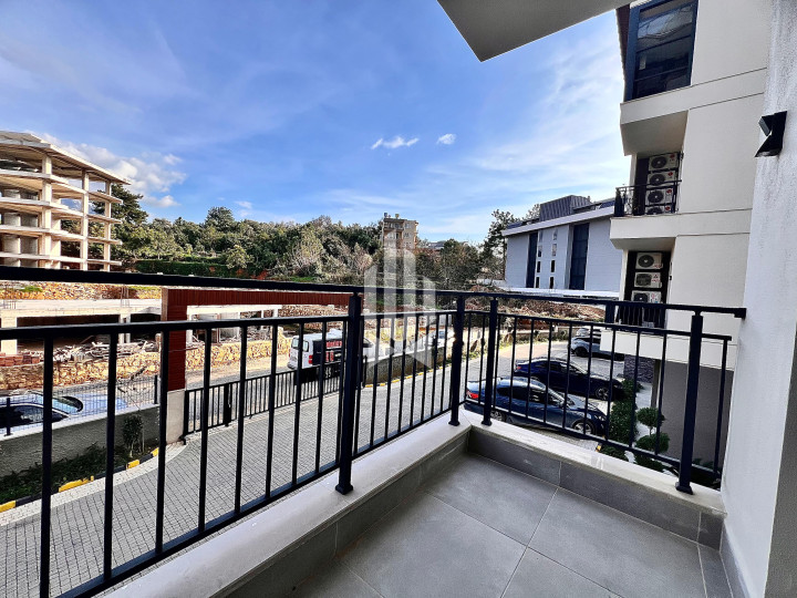 Новая квартира 1+1 в современном жилом комплексе, район Оба 21