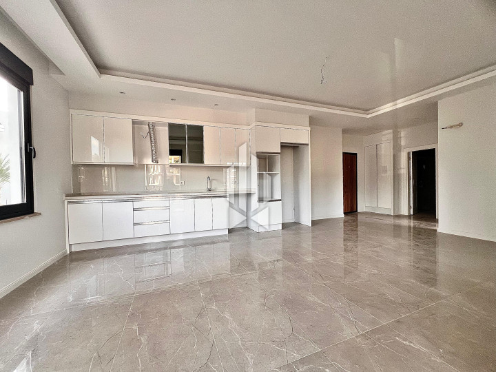 Новая квартира 1+1 в современном жилом комплексе, район Оба 37