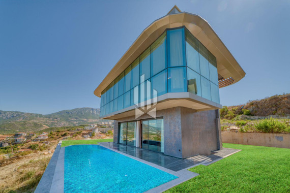 Luxury 4+1 villa with panoramic views of the sea and fortress in Kargicak