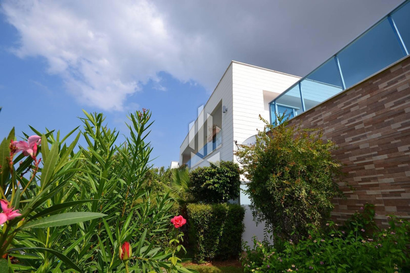 Просторная дуплекс-вилла 4+1 в районе Каргыджак 45