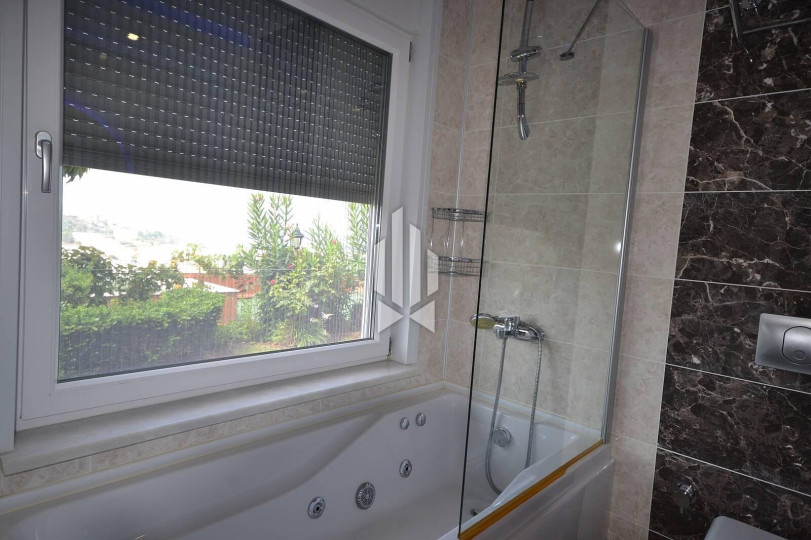 Просторная дуплекс-вилла 4+1 в районе Каргыджак 58