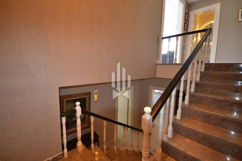 Просторная дуплекс-вилла 4+1 в районе Каргыджак 66