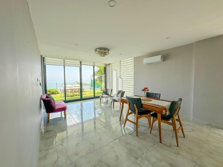 Дуплекс-вилла 5+1 с панорамным видом на море и крепость в районе Тепе 20