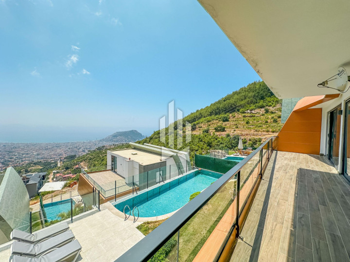 Дуплекс-вилла 5+1 с панорамным видом на море и крепость в районе Тепе 35