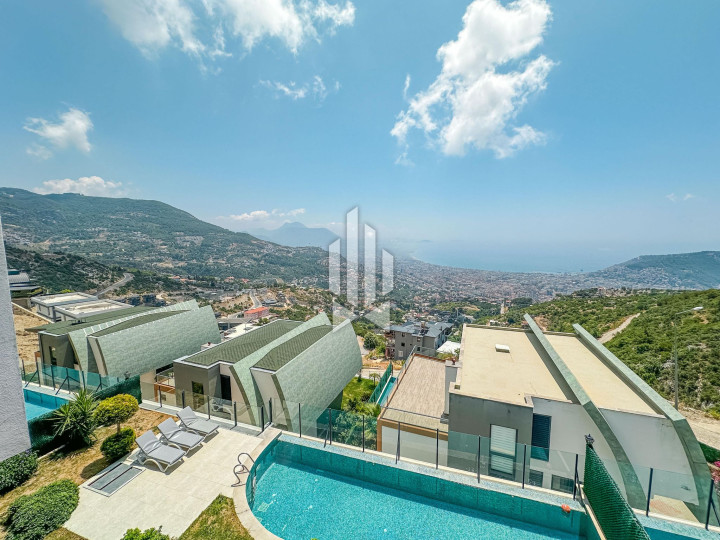 Дуплекс-вилла 5+1 с панорамным видом на море и крепость в районе Тепе 46