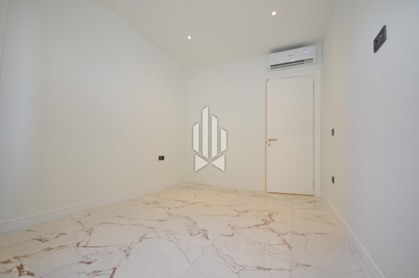 ПРОДАЁТСЯ НОВАЯ КВАРТИРА 1+1 С ВИДОМ НА БАССЕЙН В РАЙОНЕ OBA (АЛАНЬЯ) 5