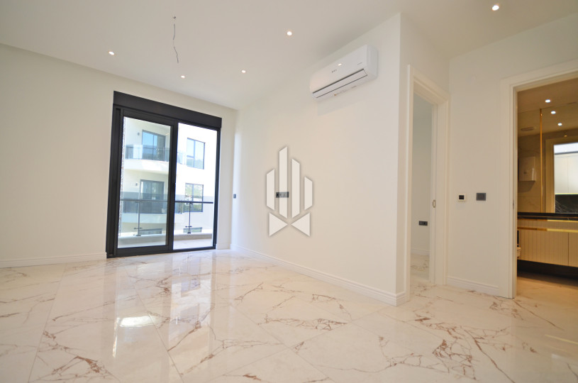 1+1 в Оба | 2025 год | Вид на бассейн 8