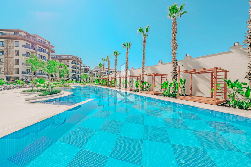 1+1 в Оба | 2025 год | Вид на бассейн 27