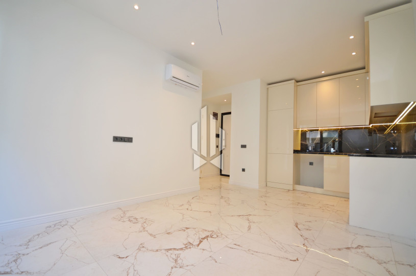 1+1 в Оба | 2025 год | Вид на бассейн 5