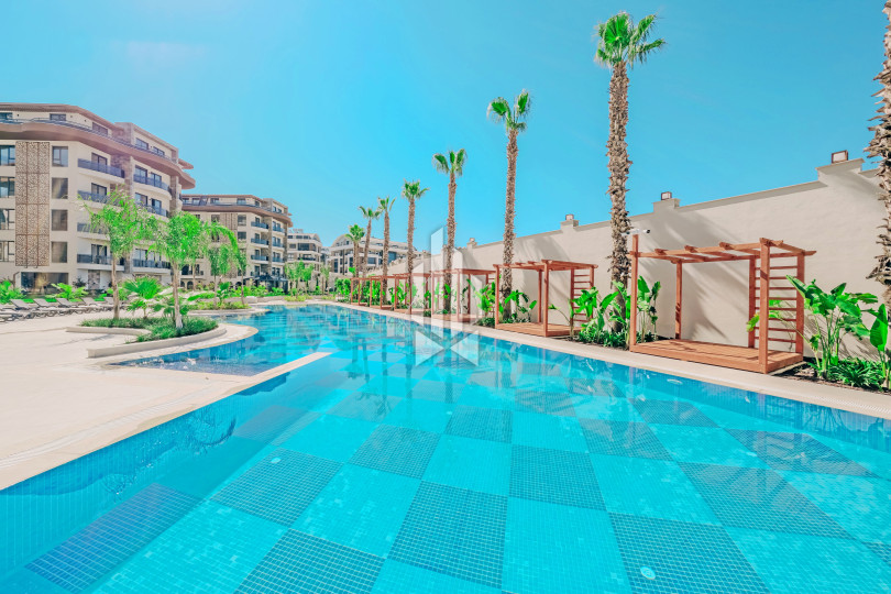 1+1 в Оба | 2025 год | Вид на бассейн 17