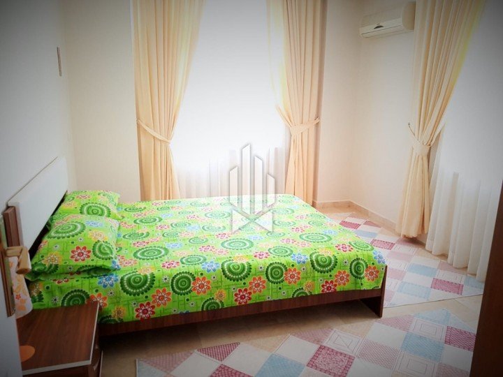 Apartment with two bedrooms on the first line, Kestel 6