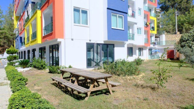 Studio apartment with furniture and appliances in an eco-district, Avsallar